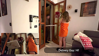 Pizza Delivery Guy Gets an Accidental Flash From Nude Girl - Towel Drops