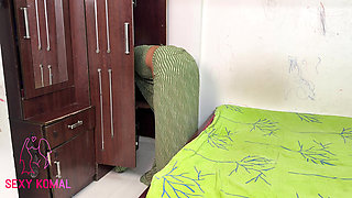 Komal isn't even ashamed to her with Santa Clues.