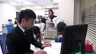 Asian japanese amateur has deep throat