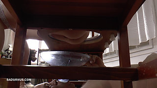 Dyanna Smokes on Her Live Toilet