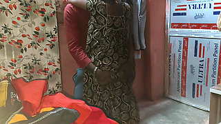 Indian sister-in-law and brothe-in-lawr sexy figure sister-in-law ki Desi hot figure indian style me