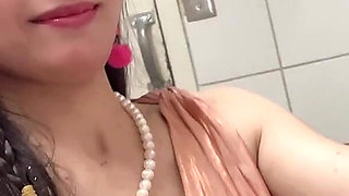 Piss in Toilet Room Hana Cute