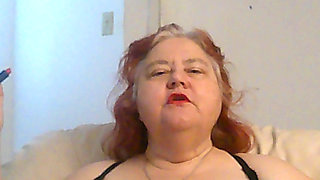 Mini Lipstic Chat Dressed