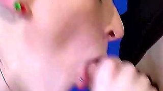 Suesse Linda Swallows Cum in Ggg Bukkake