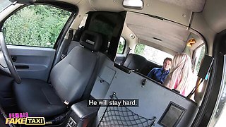 Jarushka Ross taxi