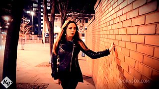 Beautiful Offers Bareback Anal Sex Services