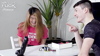 Hot Guys Fuck - petite smut