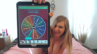 Big boobs webcam slut toys her asshole