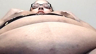 Watch Me Play with My Pussy!