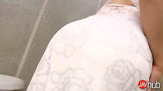 Elegant Maki Koizumi's Sensual Full-Body Service