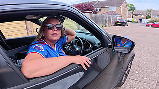 Maisie Lewis Jerks Me off in Her Car While Driving!