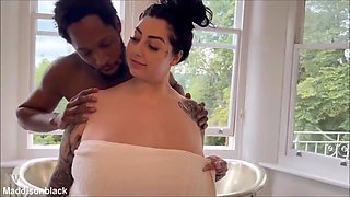 massage-turns-serious - Amateur