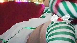 Fuck machine and her dildo part 2