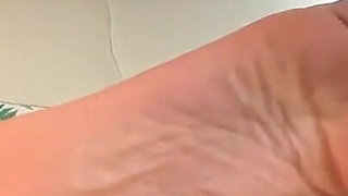 Live Cam: Oiled and Wrinkled Soles