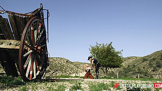 Luke Hardy's Blonde Bondage Passion Ignites Wild Threesome Desire