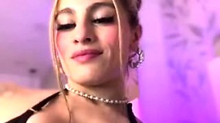 Big boobs webcam slut toys her asshole