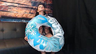 Blowing up pool tube