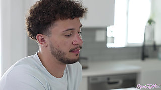 Stepmom Personal Trainer - S1e3