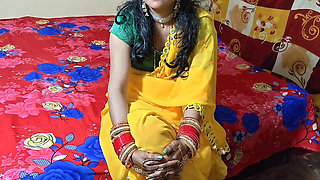 Desi Mast Maal Ko Ghar Bulakar Saree Utha kar Choda