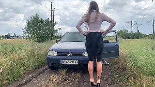 Executive Driver Gets Wet From Revving and Jerks off Her Passenger