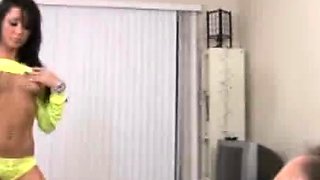 Teenage babe Tanner Mayes strokes and jacks a mega sized