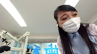 Sneaking Sex with Two Frustrated Dental Assistants During Treatment - Ruri and Rena
