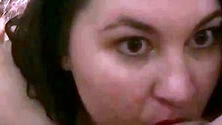 BBW Amateur Gets a Romantic Facial