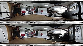 Junoesque Victoria's victoria pure clip