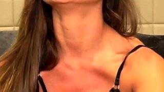 Cumshot amateur MILF suck and jerks dude in the bedroom