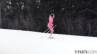 Watch fascinating Alberto Blanco and Bella Spark's smut