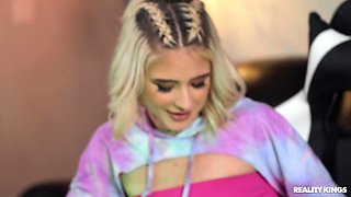 RoommatesTightSnatch69 1 - Arousing Girls Game