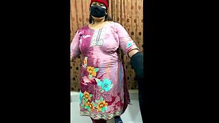 Desi Nude Show: Bangladeshi Girl Fingering and Dirty Talk in Bengali