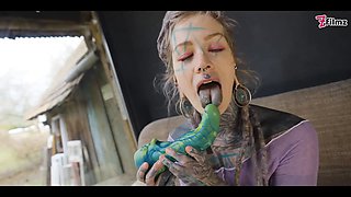 Tattooed Hippie's ANAL Fucking with Big Toy and Get Fuck by Real Big Cock