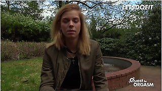 Chrissy Fox’s Solo Masturbation with Soft Pussy