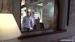 Pam, last call with Ashley before the holidays! - Jacquie et Michel TV