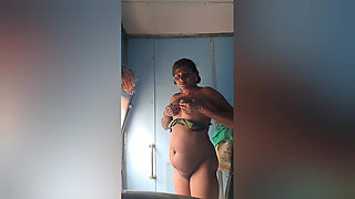 PEHLI BAAR AAPNE GIRLFRIEND SE MILNE JAKE DUSRI LARKI KO CHOD DALA