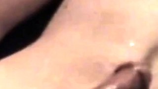 Deep-Throating American-Aussie MILF Gives Amazing Blowjob