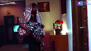 Indian hot MILF impassioned erotic scene