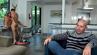 Lucky Stud Pounds Big Titted Latina Aunty While Her Husband