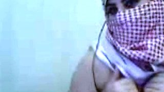 Arab Girl with Big Boobs on Webcam