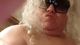 FATTY ASS CROSSDRESSER MASTURBATING IN THE KITCHEN