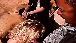 Inamorata's housewife action