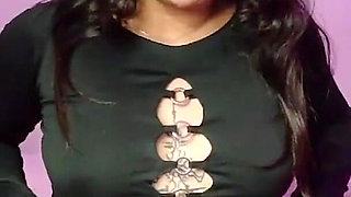 Latina Fucks While in a Tiktok Live