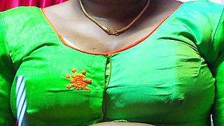Indian Sex with Horny Kavita Aunty XXX