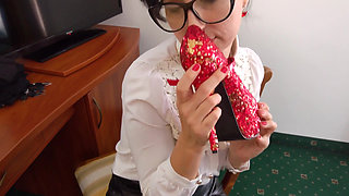 Wanilianna knows you have a strong fetish for pantyhose, tights, women's feet, and shoes