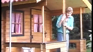 German Slut Got Her Tight Anal Hole Penetrated