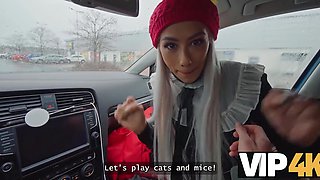 Cuckold boyfriend stays aside and watches his girlfriend fuck in ffm