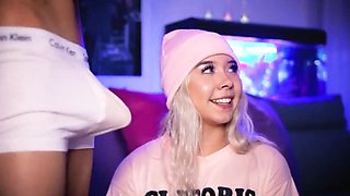 Colombian Babe Imvalentina Gives Intimate Blowjob & Rides Jesusjavier on Couch