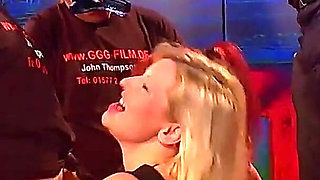 Asian Girl Deepthroats Outdoor and Lets Herself Be Anal Cumshot!