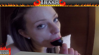 Kinky Camii Sticks Huge Anal Beads in Her Super Tight Asshole